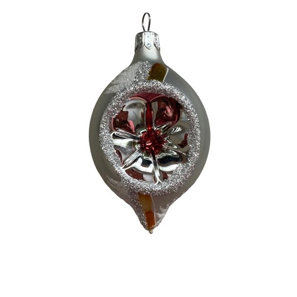 VINTAGE HAND PAINTED INDENT TEARDROP GLASS CHRISTMAS ORNAMENT Silver Red - Picture 1 of 5